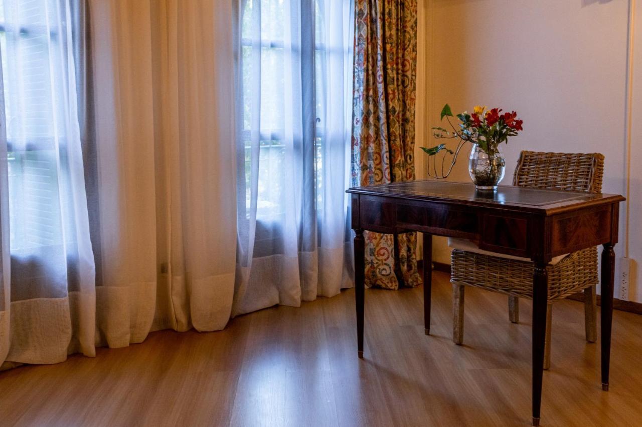 Casona La Chiquita Hotel Chacras de Coria Bagian luar foto