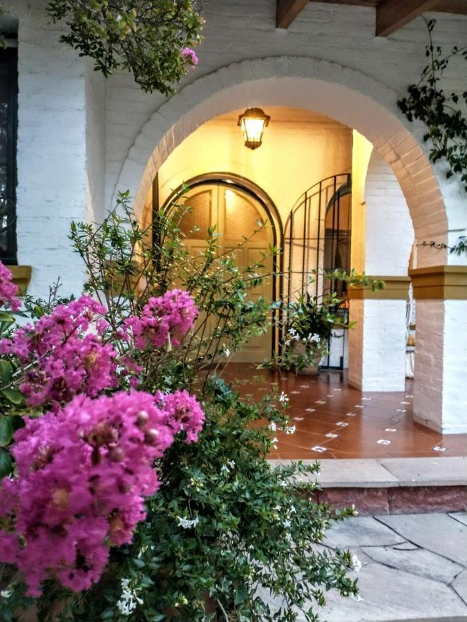 Casona La Chiquita Hotel Chacras de Coria Bagian luar foto